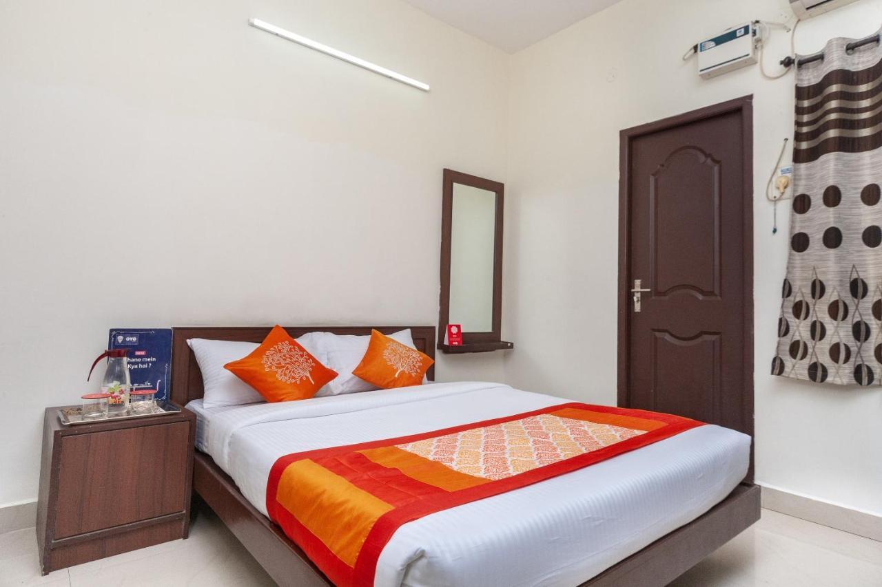Oyo 22019 Skye Service Apartments Chennai Exterior foto